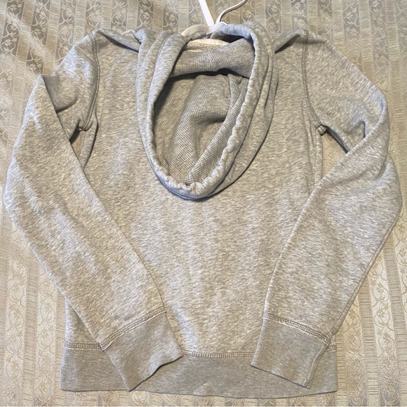 Gray Aero hoodie - Picture 8 of 8